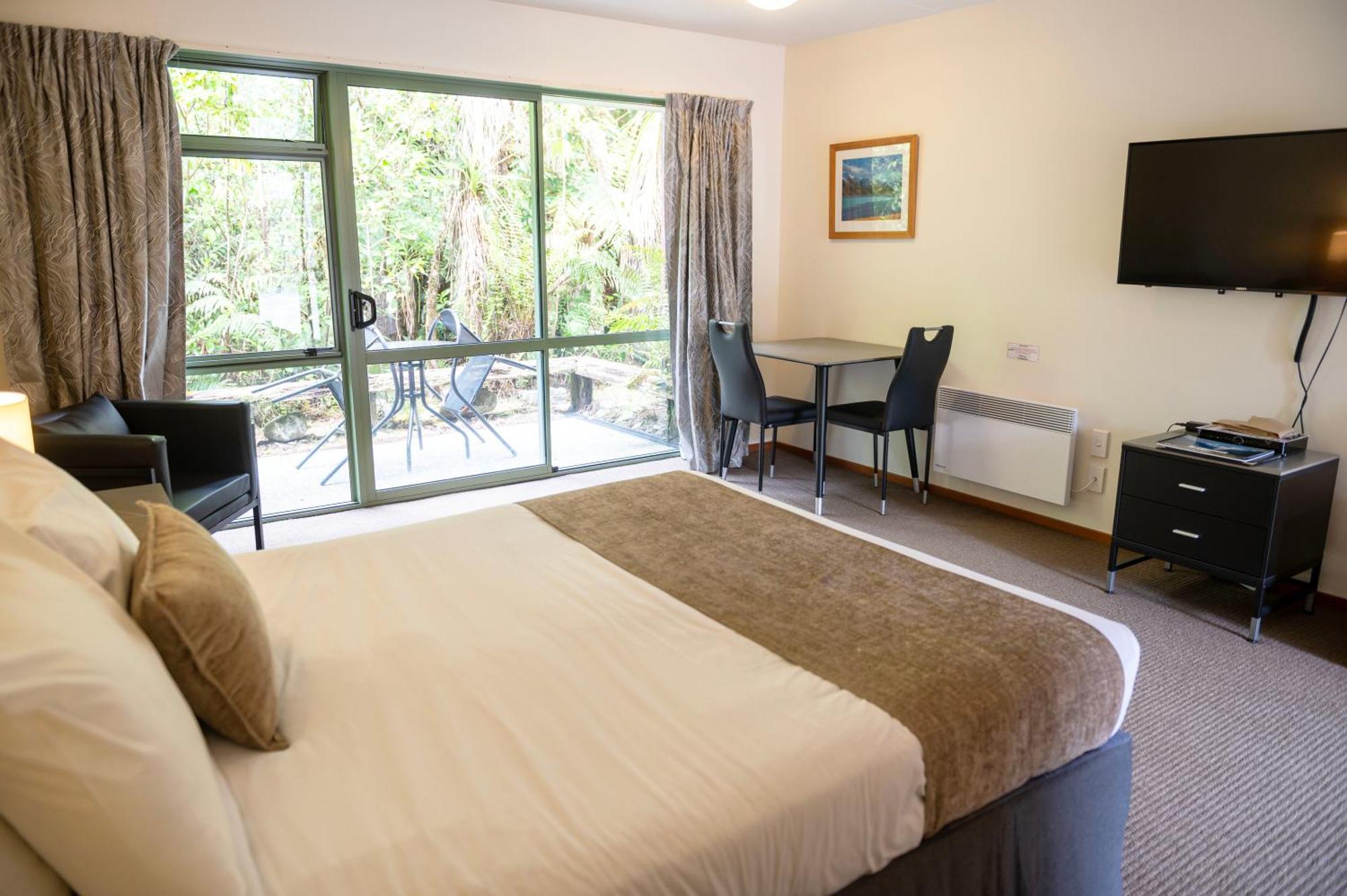 Punga Grove Motel Franz Josef Kültér fotó